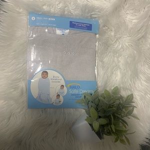 🔅5 for $20🔅NWT Halo small 3-6 month safe dreams swaddle.